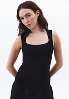 Bayan Siyah Modal Kare Yaka Atlet