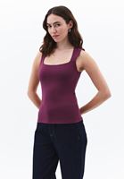 Bayan Mor Modal Kare Yaka Atlet