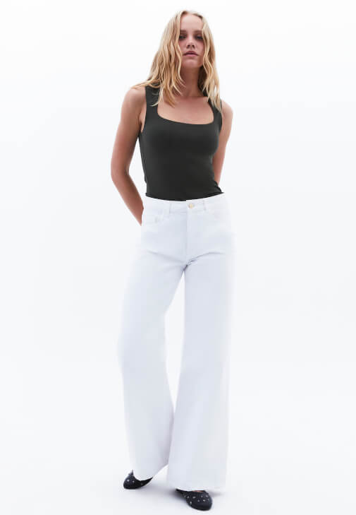 Modal Atlet ve Yüksek Bel Pantolon Kombini