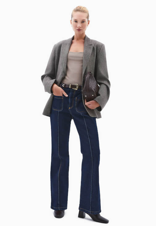 Modal Atlet ve Denim Pantolon Kombini