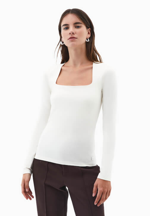 Modal Tişört ve Bootcut Pantolon Kombini