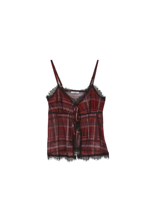 Dantelli Bluz ve Etek Kombini