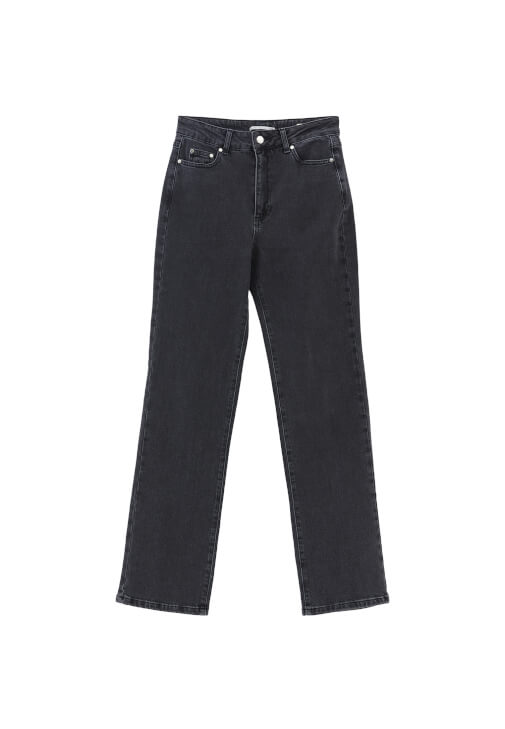 Denim Pantolon ve Trençkot Kombini