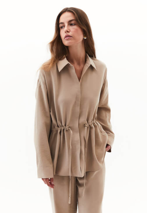 Oversize Gömlek ve Modal Pantolon Kombini