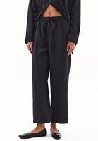 Bayan Siyah Modal Straight-Fit Pantolon