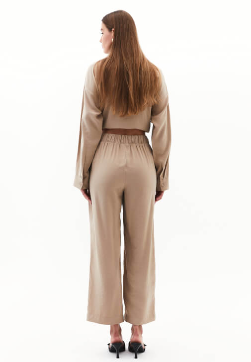 Modal Pantolon ve Pamuklu Atlet Kombini