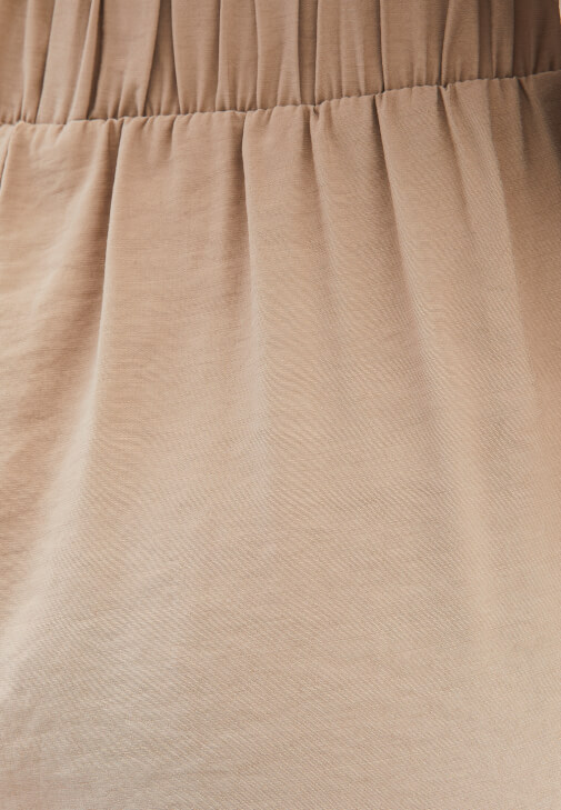 Modal Pantolon ve Pamuklu Atlet Kombini