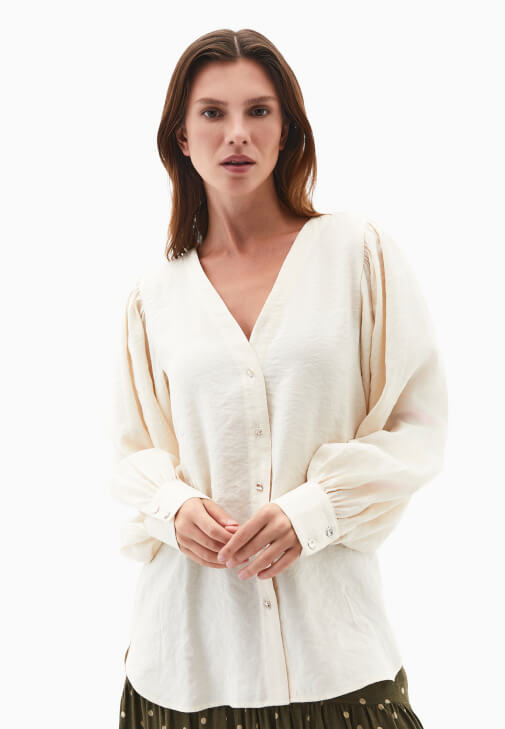 Modal Gömlek ve Desenli Etek Kombini