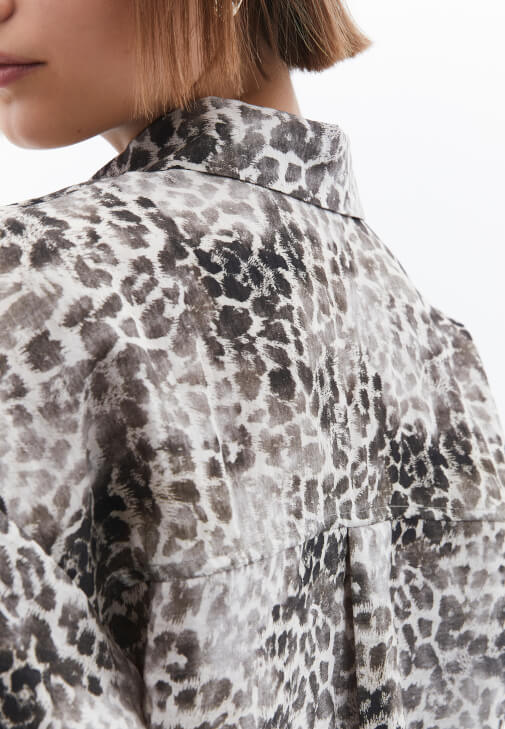 Modal Gömlek ve Vegan Pantolon Kombini