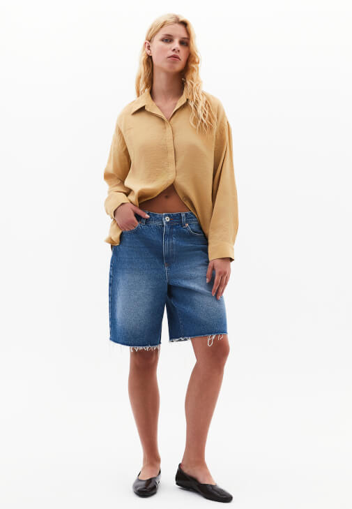 Oversize Uzun Kollu Gömlek ve Bootcut Pantolon Kombini