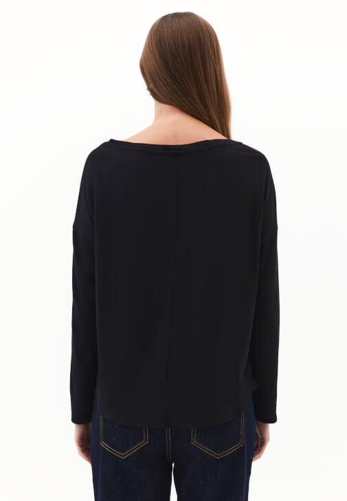 Modal Kazak ve Straight-Fit Pantolon Kombini