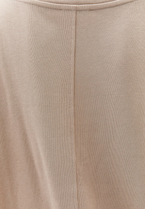 Modal Bot Yaka Kazak ve Wide-Leg Denim Kombini