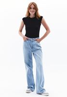 Women Black Crew Neck Tshirt