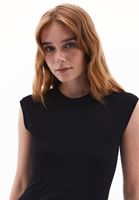 Women Black Crew Neck Tshirt