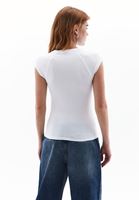 Women White Crew Neck Tshirt