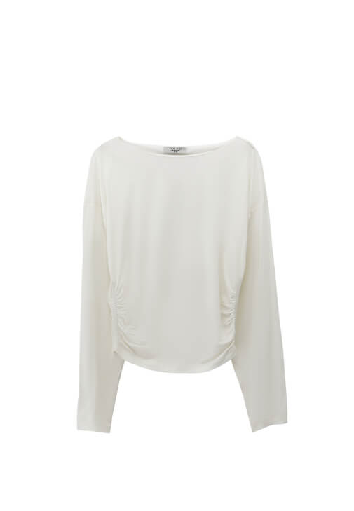 Büzgü Detaylı Tişört ve Pantolon Kombini