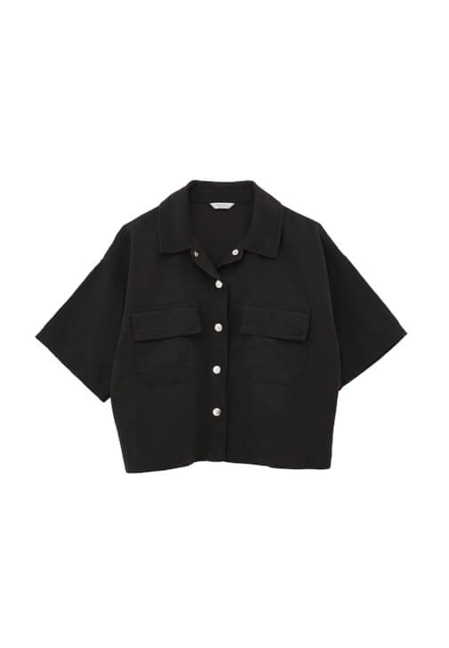 Oversize Cepli Gömlek ve Mini Şort Kombini