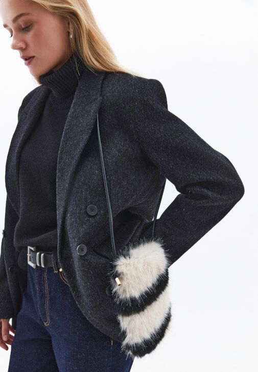 Çok Renkli Askılı Peluş Çanta