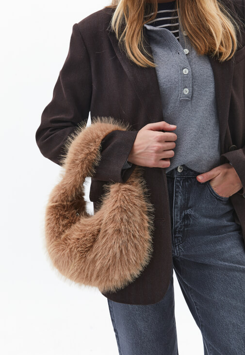 Kum Beji Peluş Omuz Çantası