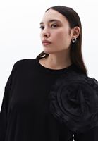 Bayan Siyah Gül Detaylı Kazak