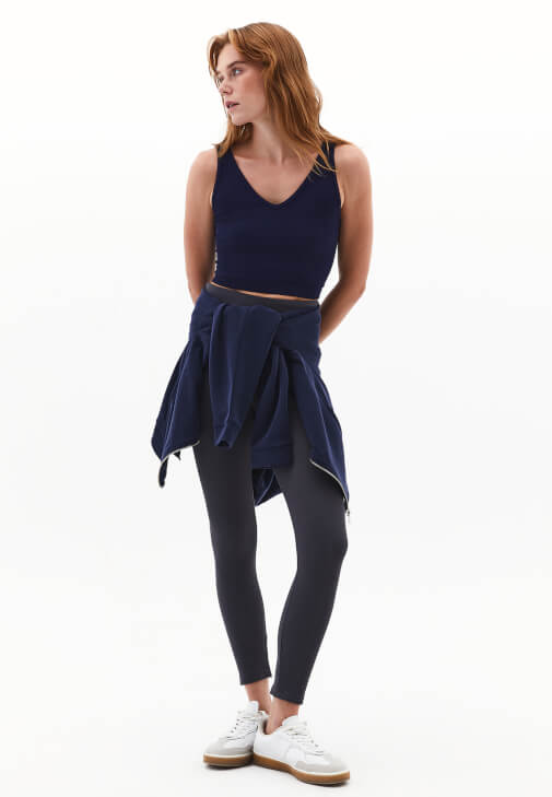 Crop Top ve Yüksek Bel Tayt Kombini