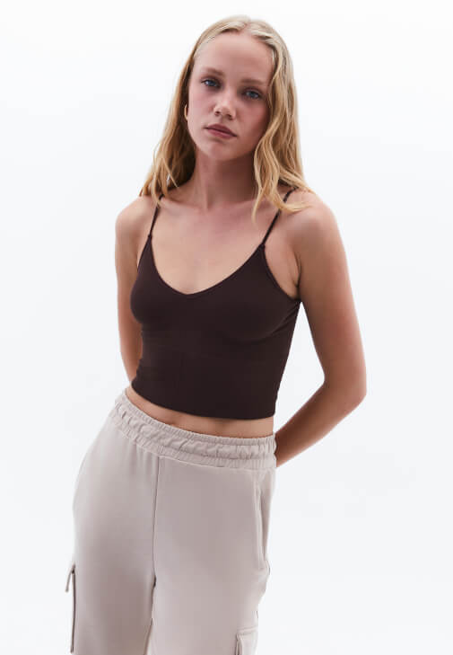 Askılı Atlet ve Modal Jogger Pantolon Kombini