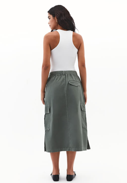 Kargo Cepli Etek ve U Yaka Atlet Kombini