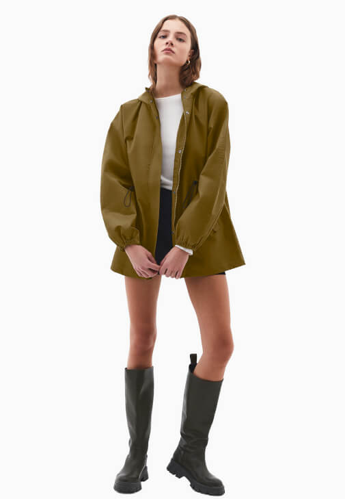 Kahverengi Kapüşonlu Cep Detaylı Yağmurluk