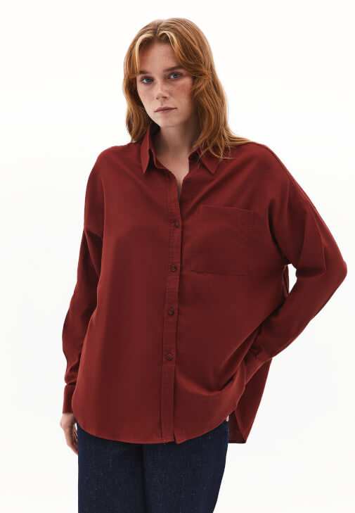 Oversize Cepli Gömlek ve Bol Paça Pantolon Kombini