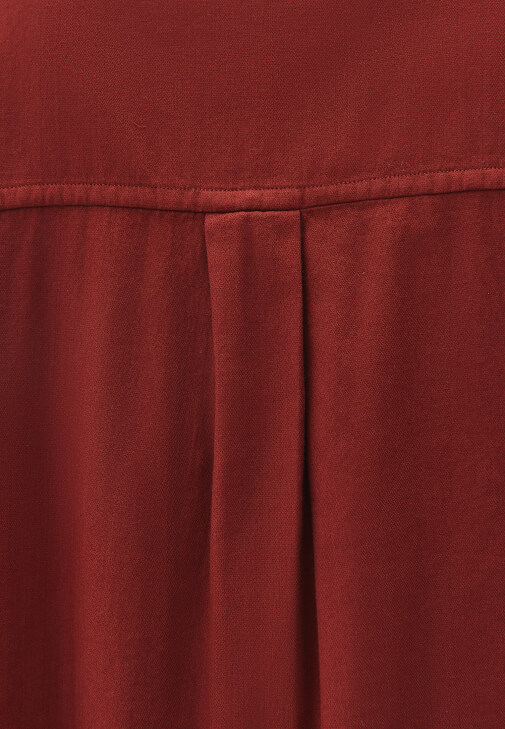 Oversize Cepli Gömlek ve Bol Paça Pantolon Kombini