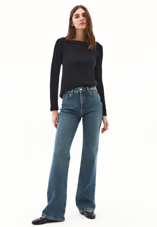 Pamuklu Bot Yaka Tişört - Görsel 9