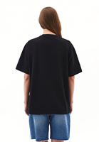 Bayan Siyah Pamuklu Boyfriend Tişört