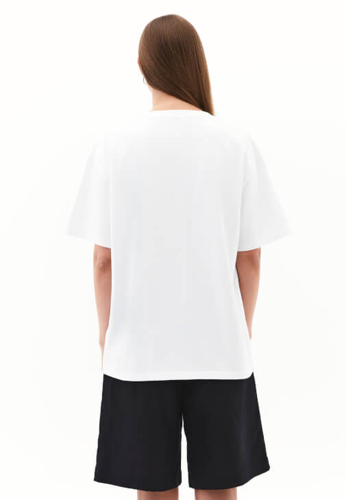 V Yaka Oversize Tişört ve Pantolon Kombini