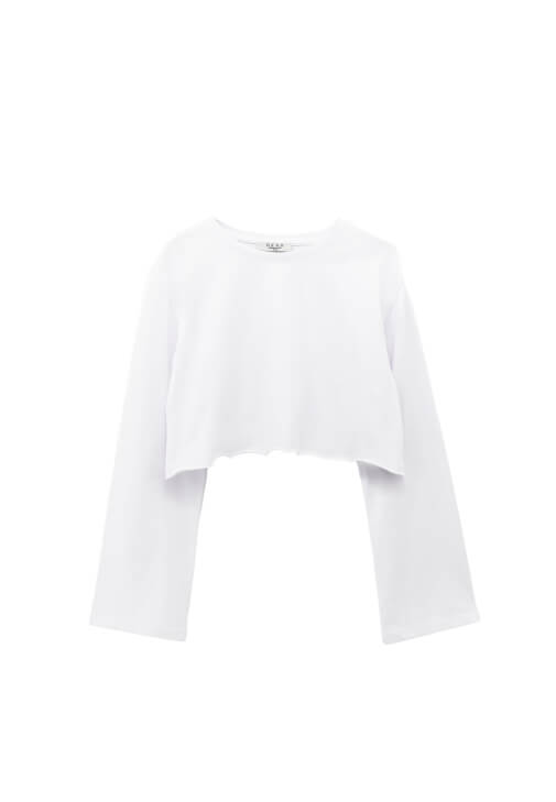 Crop Tişört ve Kargo Pantolon Kombini