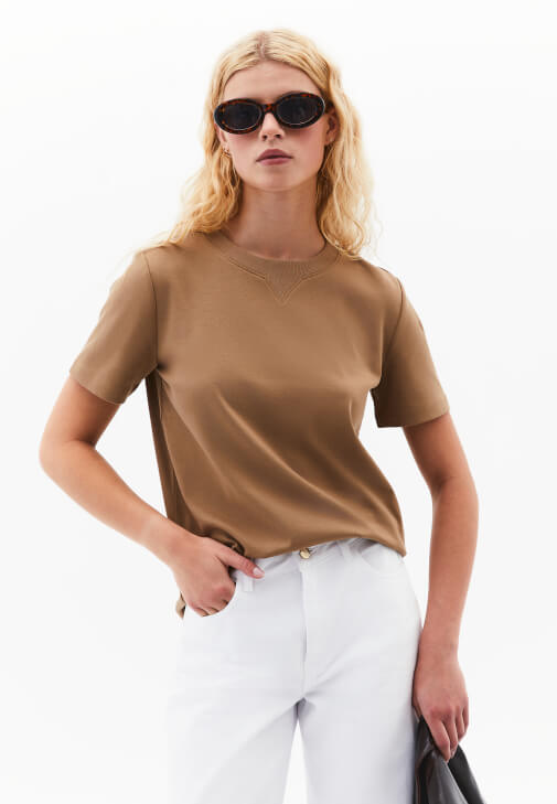 Kahverengi Pamuklu Sıfır Yaka Tişört