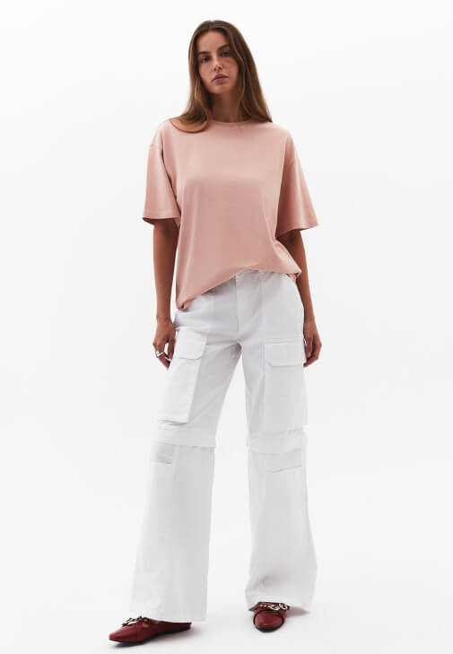 Sıfır Yaka Oversize Tişört ve Kargo Pantolon Kombini