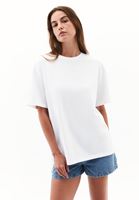 Bayan Beyaz Sıfır Yaka Boyfriend Tişört