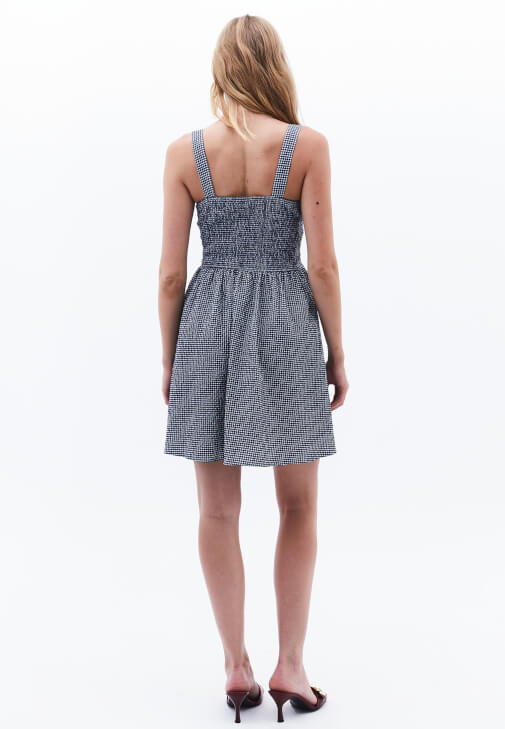 Mini Gipeli Elbise ve Terlik Kombini