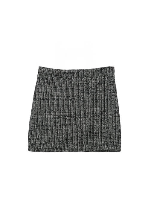 Yırtmaçlı Triko Etek ve Triko Yelek Kombini