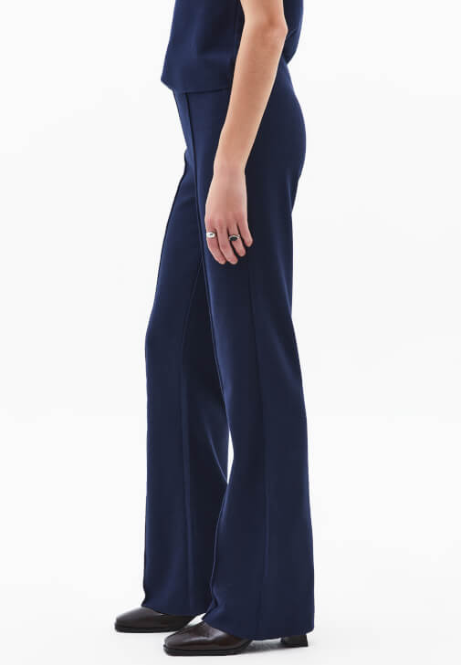 Flare Pantolon ve Kaban Kombini