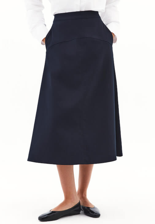 Midi Etek ve Poplin Gömlek Kombini