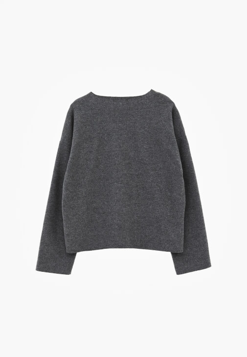 V Yaka Kazak ve Straight-Fit Pantolon Kombini