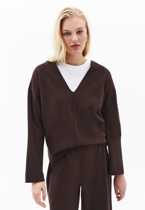  Yumuşak Dokulu V Yaka Kazak