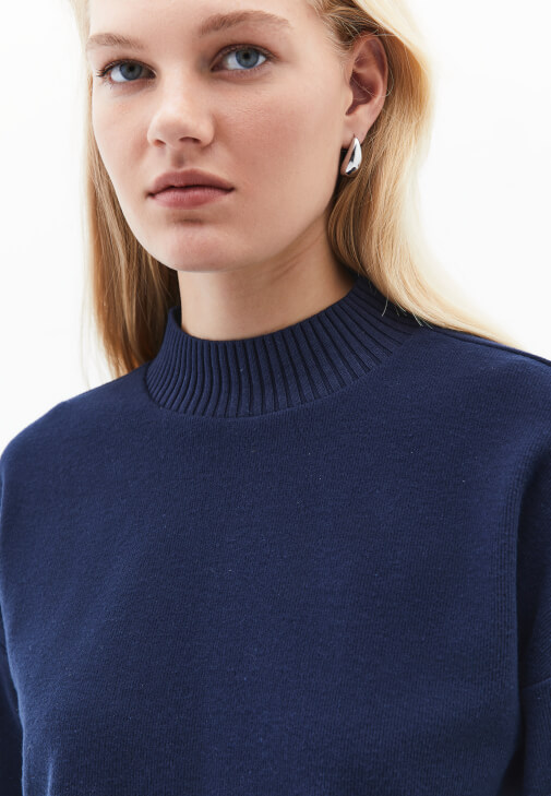 Crop Kazak ve Midi Etek Kombini