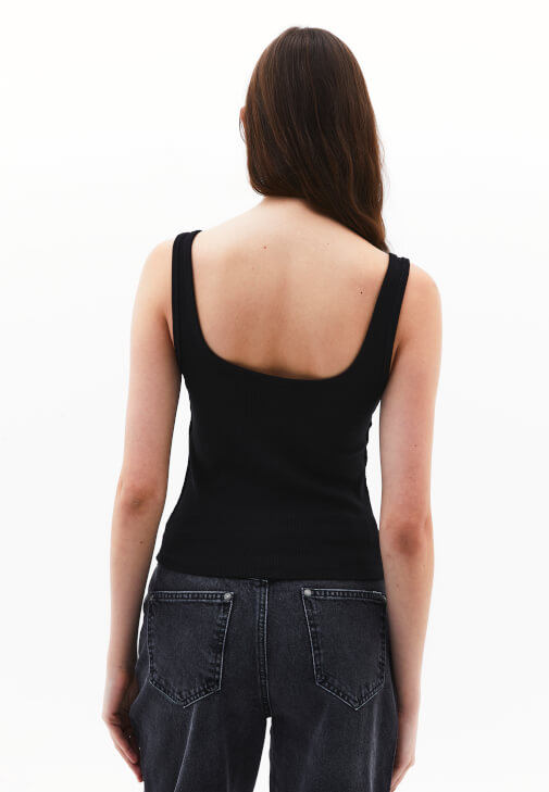 U Yaka Atlet ve Mom-Fit Pantolon Kombini