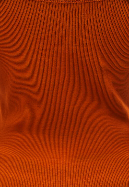 U Yaka Atlet ve Straight-Fit Pantolon Kombini