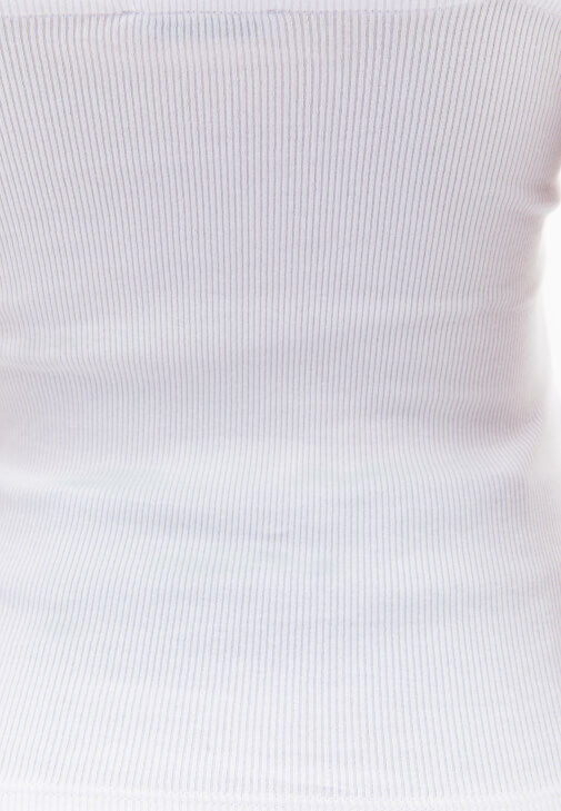 Askılı Atlet ve Denim Etek Kombini