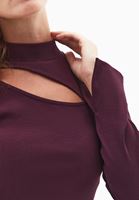 Bayan Bordo Yüksek Yaka Cut-Out Detaylı Tişört