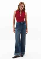 Bayan Kırmızı Polo Yaka Fermuarlı Atlet