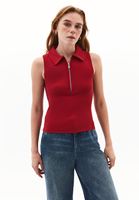 Bayan Kırmızı Polo Yaka Fermuarlı Atlet